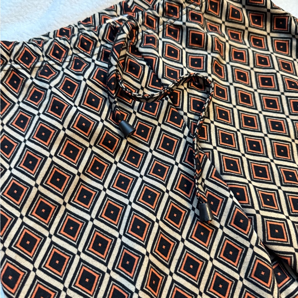 Geometric Patterned Flare Pants - image 4